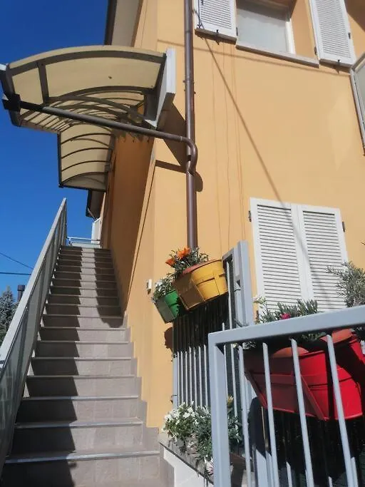 La Casa Di Giulia, Spazioso Loft Su Due Livelli A 10 Minuti Di Macchina Dal Centro Bologna